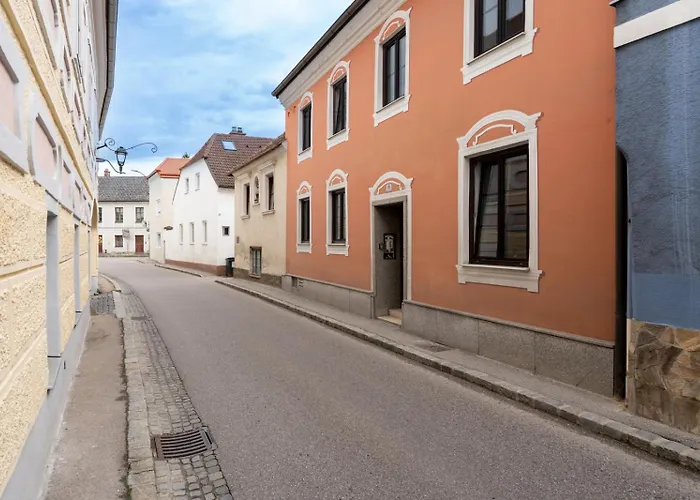 Wachau Oasis - Elegance With A Private Terrace Mautern